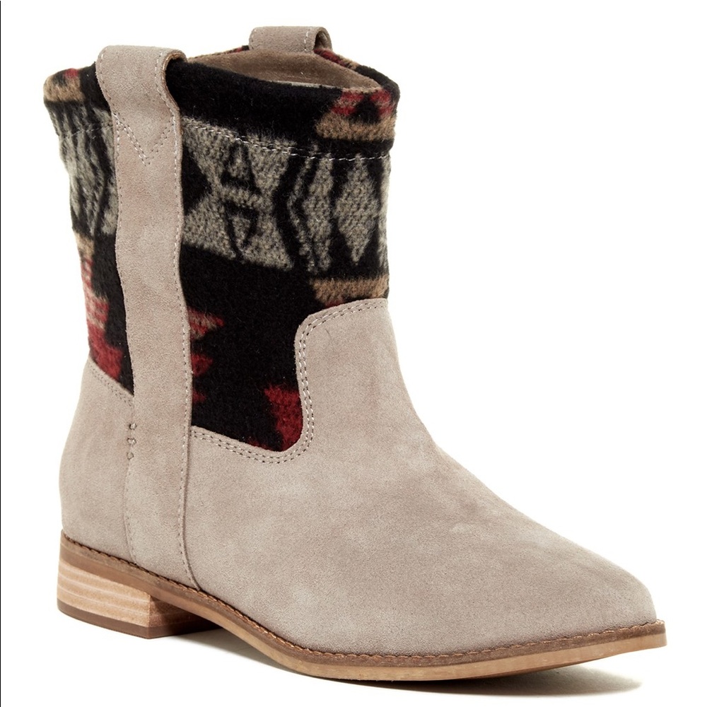 Toms Laurel Patterned Suede Boots